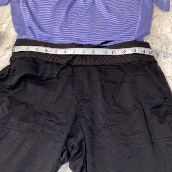 The North Face athletic two piece bundle in excellent preowned condition size M - Picture 10 of 12
